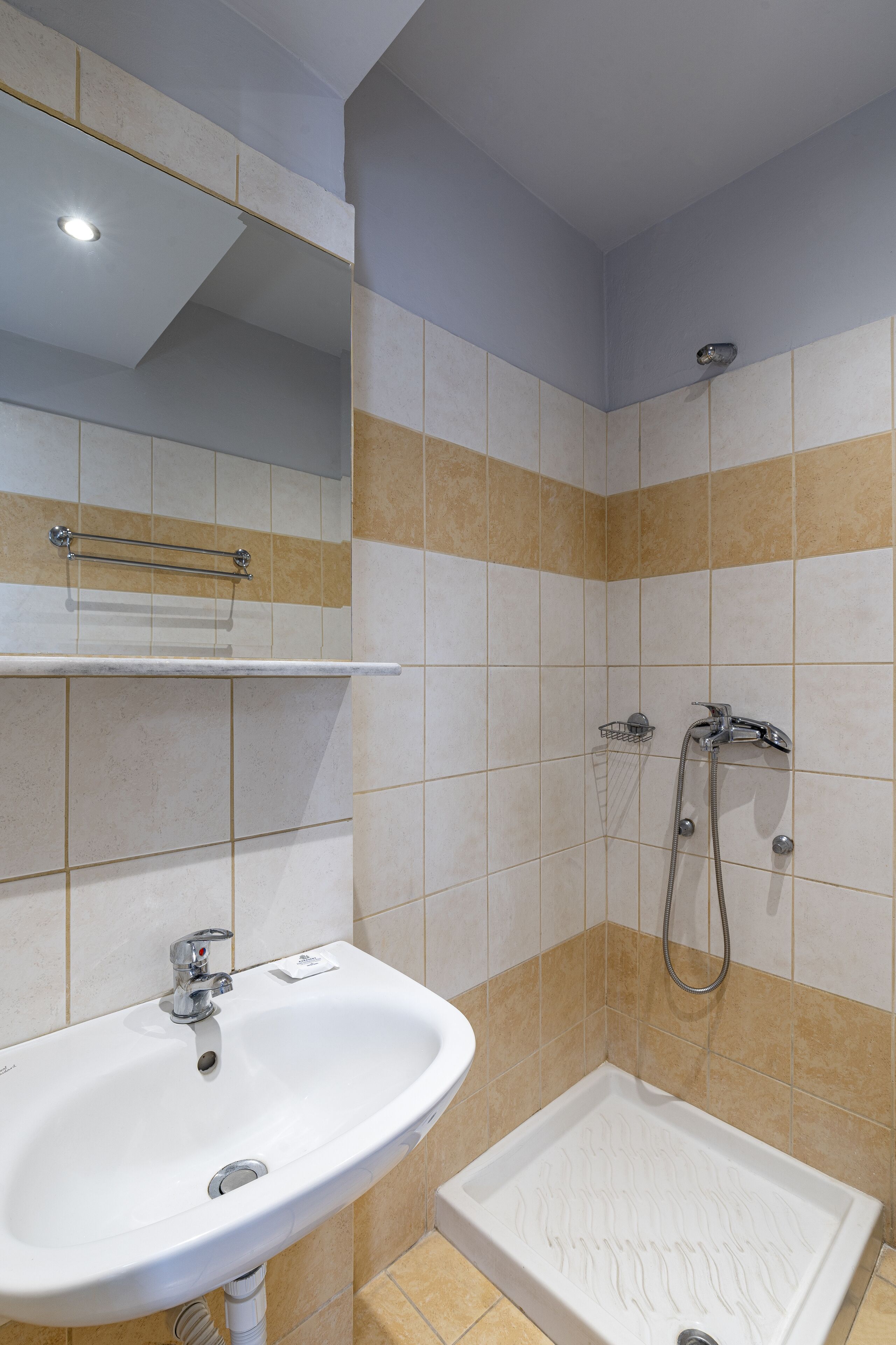 Photo - N E P center Hotel Rodos