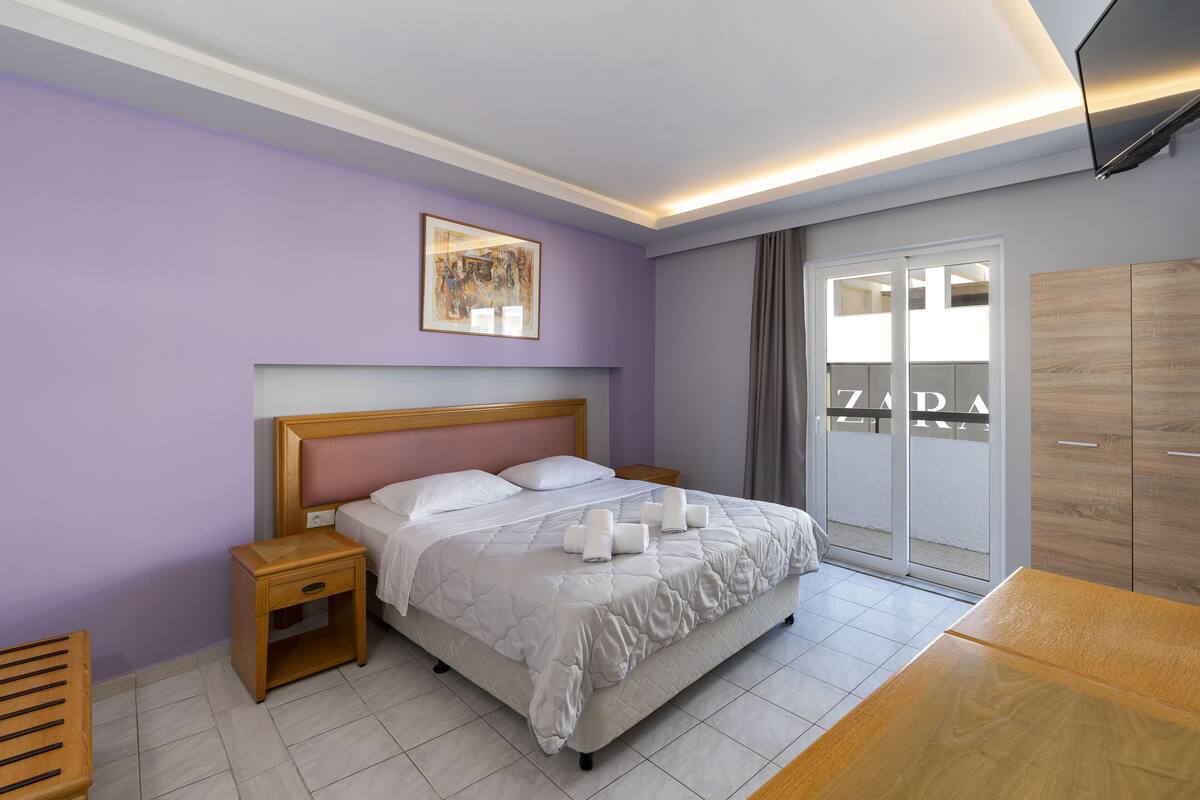 Premium bedding, memory foam beds, blackout drapes, soundproofing