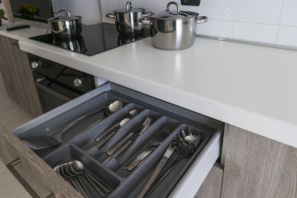 Full-size fridge, oven, stovetop, coffee/tea maker - Residenza Riva Azzurra (Rimini)