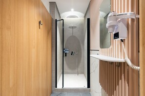 Bathroom - YOTELAIR Istanbul Airport AIRSIDE (Arnavutköy)