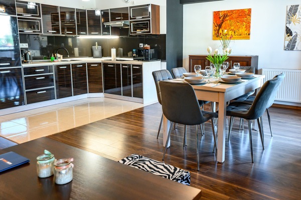 Apartamento (66A) | Cozinha privada | Geladeira, cooktop, chaleira elétrica