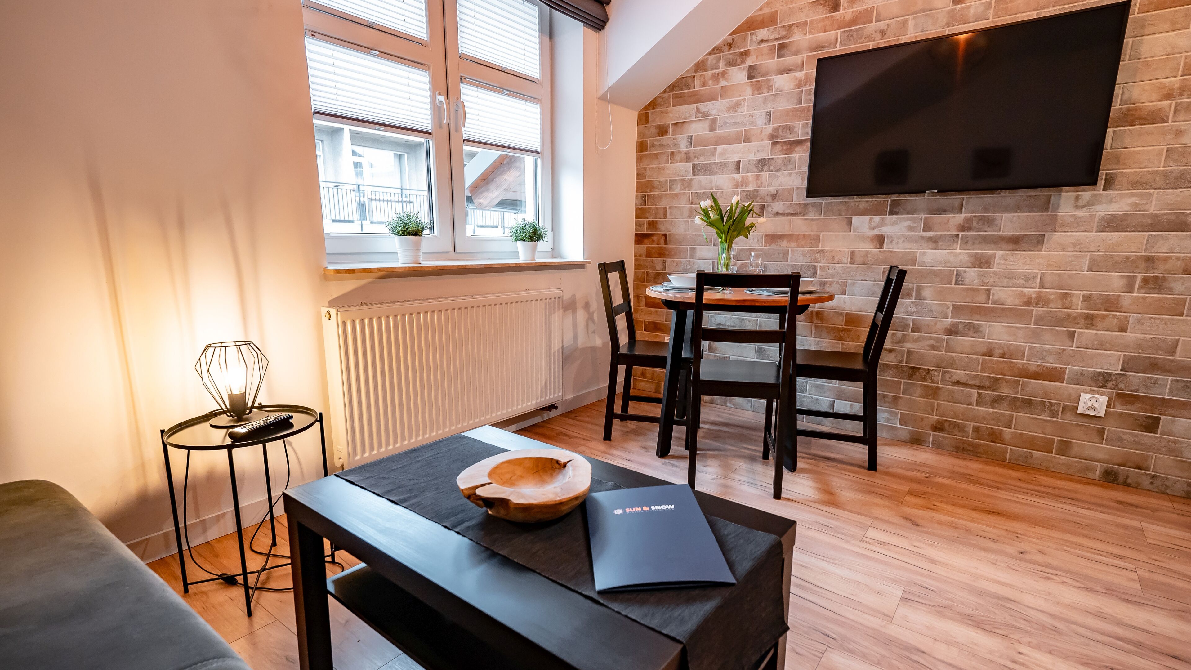 Studio Suite (23) | Living area