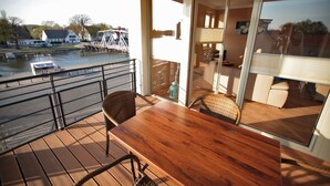 Family Apartment, 2 Bedrooms, Balcony | Balkoni