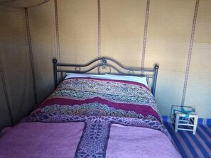 Tent | 1 bedroom, blackout drapes, bed sheets