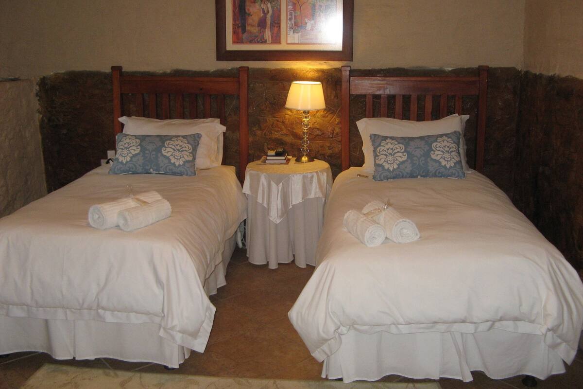 Free minibar, desk, iron/ironing board, free WiFi
