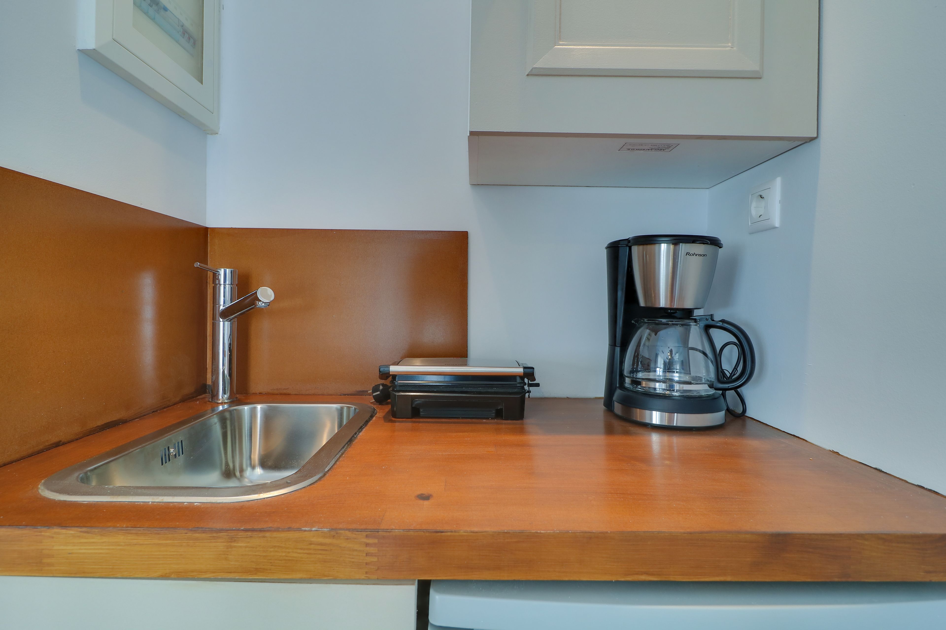 Photo - AthINN Residence