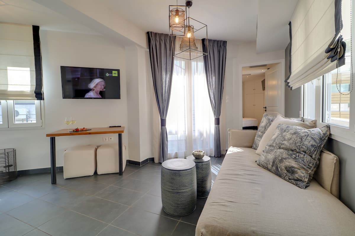 Penthouse exclusivo, 2 habitaciones, Terraza (400) | Área de sala de estar