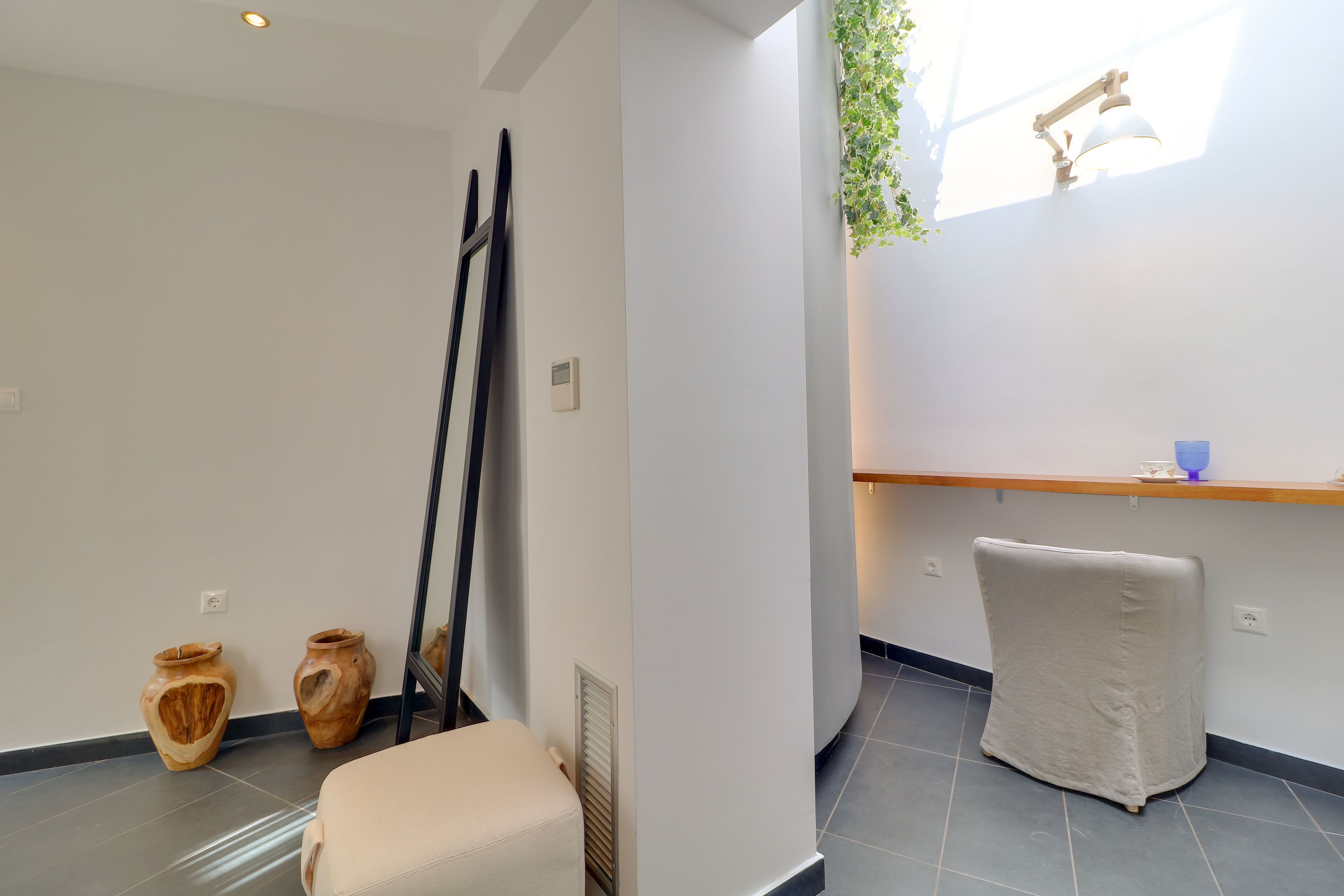 Photo - AthINN Residence