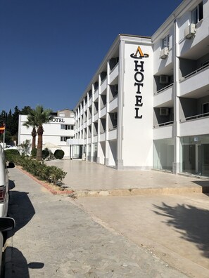 Voorkant van accommodatie