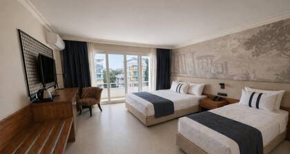 TRYP by Wyndham Didim