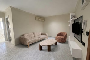 Minibar, soundproofing, WiFi (free), bed sheets - TRYP by Wyndham Didim (Didim)