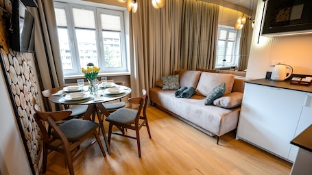 Apartment (409) | Living area | TV