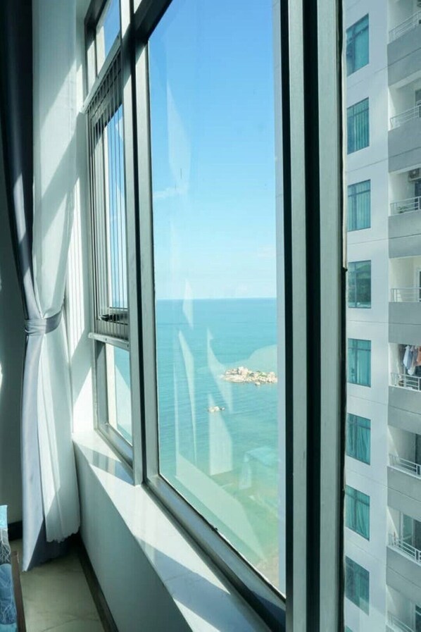 Interior - Apt With Fully SunShine From The Beach City (Pham Van Dong Tp. Nha Trang,)