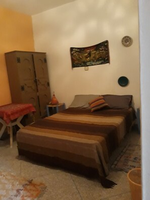 Economy Double Room | Free WiFi, bed sheets - Chambres D Hotes Des Amis (Taroudant)
