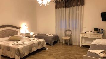 Deluxe-Vierbettzimmer