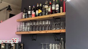 酒吧（店内）