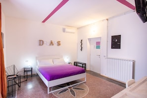 Chambre Confort, balcon (King)