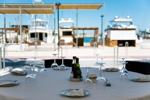 Breakfast, lunch, dinner served; al fresco dining  -  Hostal Bellavista Formentera (Formentera)