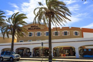 Bar (on property) -  Hostal Bellavista Formentera (Formentera)