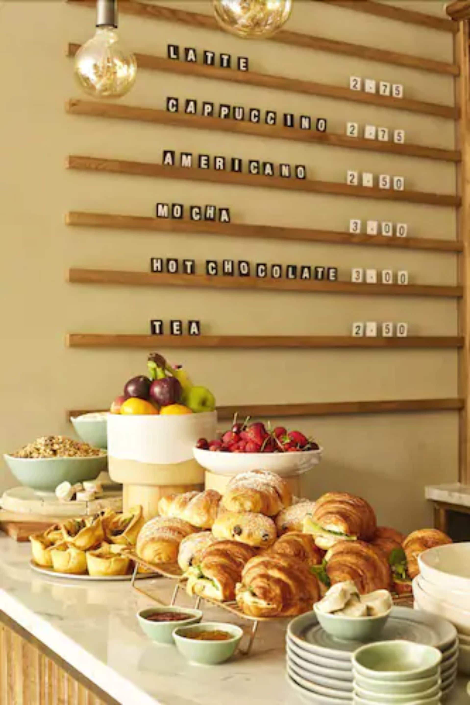 free daily full breakfast