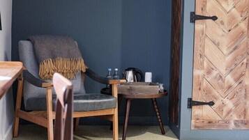 Minibar, desk, iron/ironing board, free WiFi