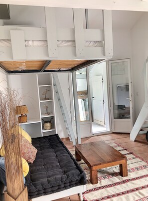 Interior - Cosy studio with access to terrace and garden 3km from Bidart center (Bidart)