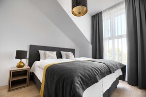 1 makuuhuone, yksilöllisesti sisustettu, yksilöllisesti kalustettu