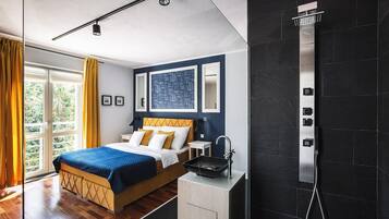 Ropa de cama hipoalergénica y escritorio