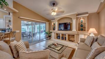 House | Living area | Flat-screen TV