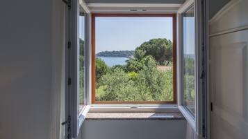 3 soverom, safe på rommet og wi-fi (inkludert)