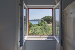 3 chambres, coffre-fort, accĂšs au Wi-Fi (inclus)