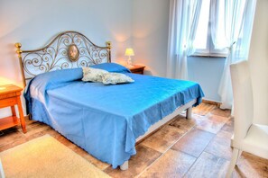 3 bilik tidur, peti besi dalam bilik, Wi-fi percuma 