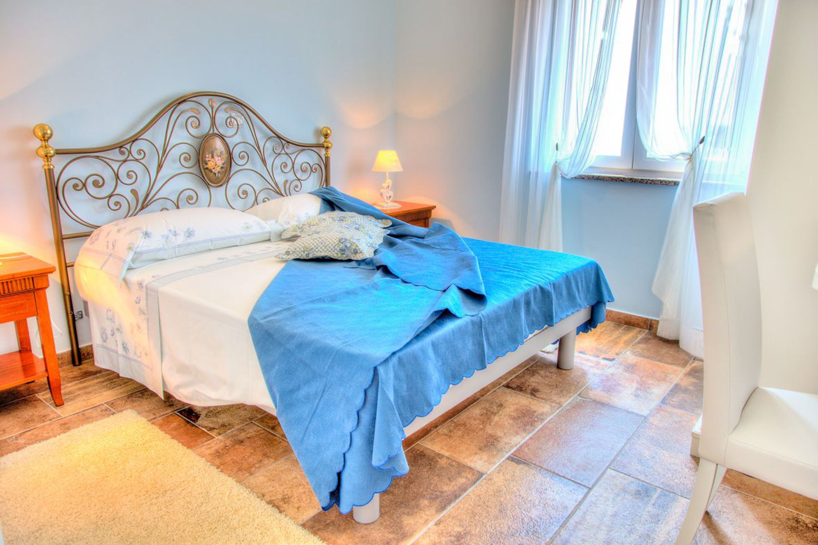 3 عدّة غرف نوم وخزنة داخل الغرفة وواي فاي مجانًا