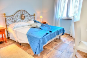 3 chambres, coffre-fort, accĂšs au Wi-Fi (inclus)