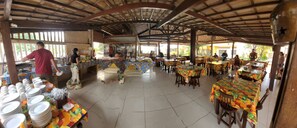 Free daily buffet breakfast  - Jardins Prime (Ipojuca)