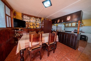Free daily local cuisine breakfast