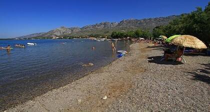 Room in Starigrad-Paklenica with Terrace, Air condition, WIFI (627-6)