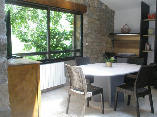 Gîte en pleine nature dans un vieux Mas Catalan