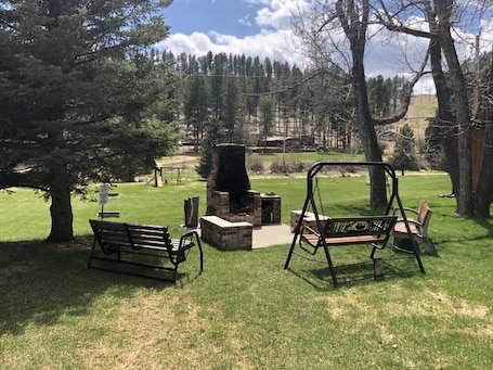 Área de parrillas y picnic