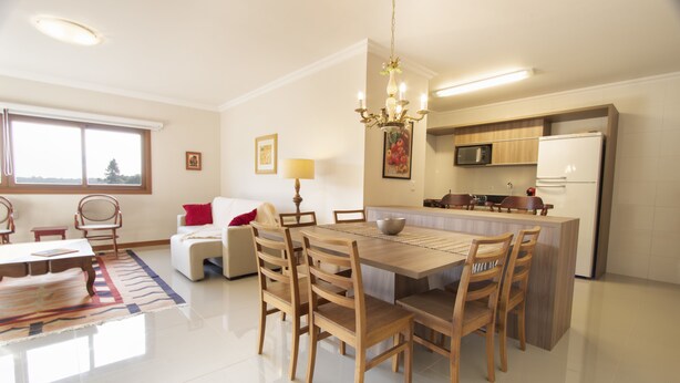 Apartment, 3 Bedrooms | Living room | Flat-screen TV, fireplace - My Home - Donatello (Gramado)