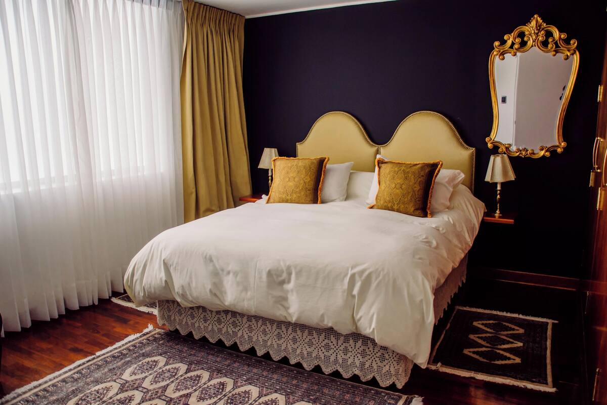 SUITE MATRIMONIAL KING UNO | 1 bedroom, individually decorated, laptop workspace, blackout drapes