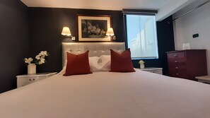 SUITE QUEEN | Premium bedding, in-room safe, individually decorated - Ana Frank Boutique Hotel (Lima)