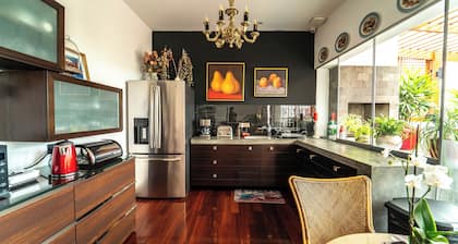 Ana Frank Boutique Hotel