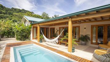 Piscina externa