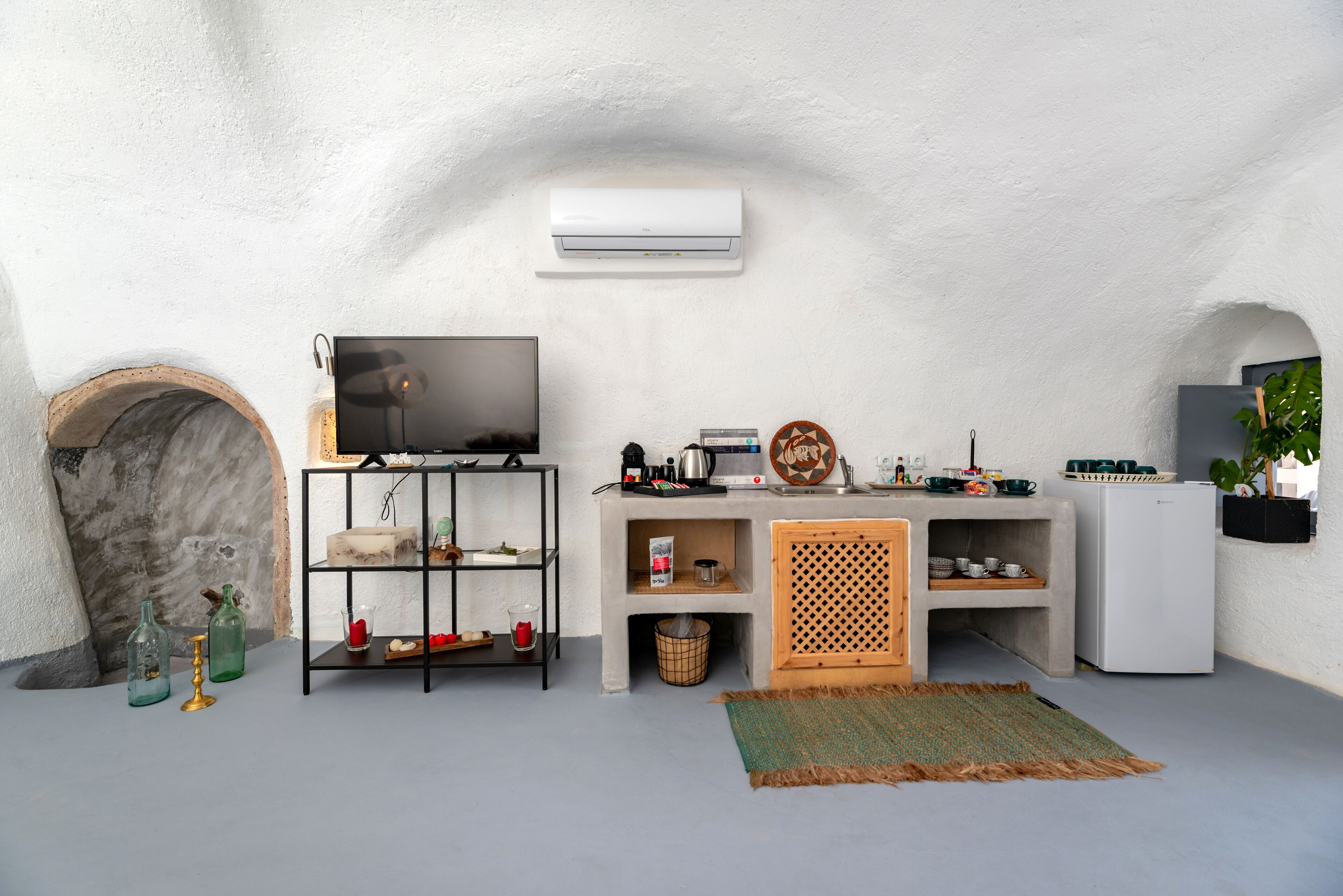 Photo - 1812 Caves 'n Mansion