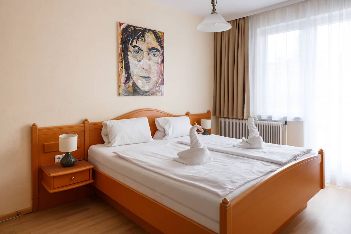 Classic Double Room, Non Smoking, Balcony