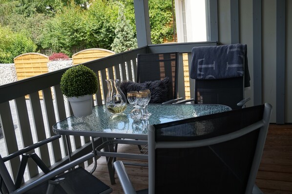 تناول الطعام بالخارج