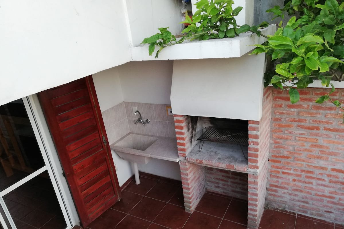 Basic Apartment | Terrace/patio