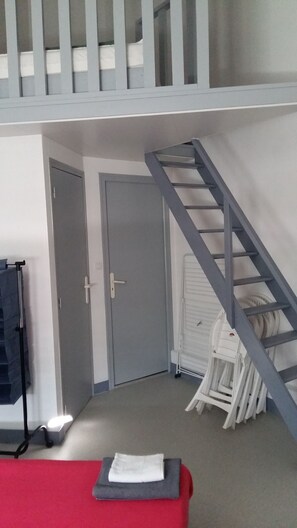 Iron/ironing board, free cribs/infant beds, free WiFi, bed sheets - Camping l'Agrion Bleu - Bungalow (Saint-Martial-de-Valette)