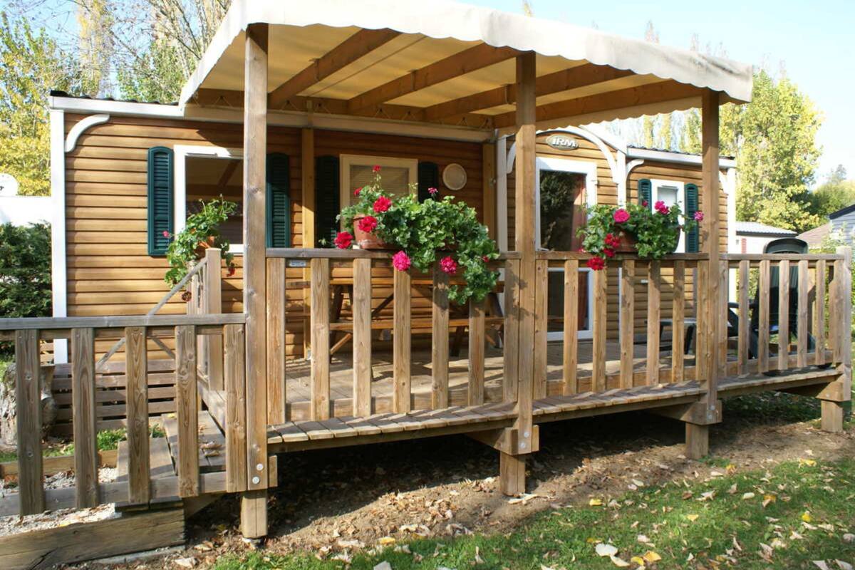Mobil Karavan, 3 kamar tidur | Teras/patio